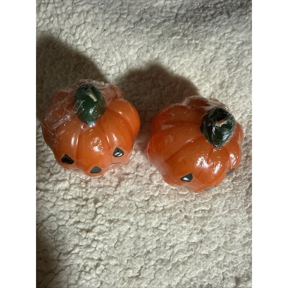 New old stock Halloween Pumpkin Candles Jack O Lantern Set Of Two